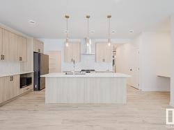 5429 KOOTOOK Road  Edmonton, AB T6W 4Z7