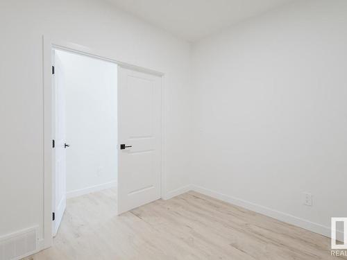 5429 Kootook Road, Edmonton, AB - Indoor Photo Showing Other Room