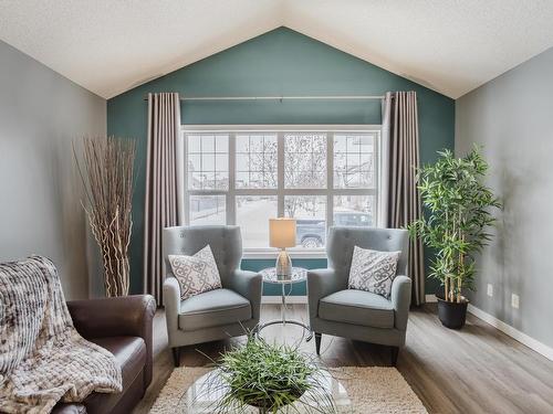 1503 76 Street, Edmonton, AB - Indoor Photo Showing Living Room