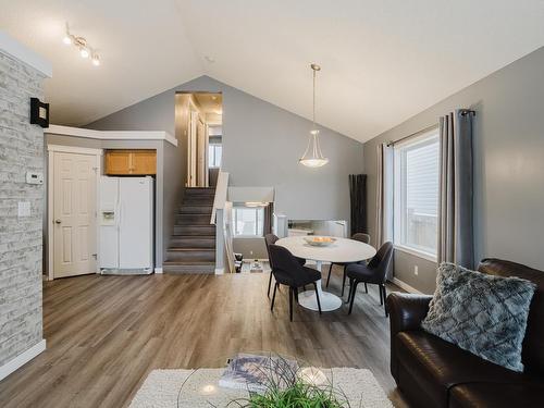 1503 76 Street, Edmonton, AB - Indoor