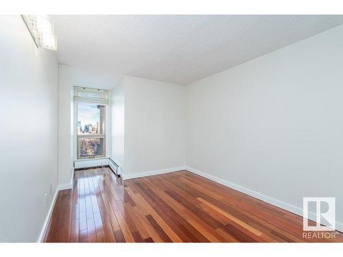 1805 10149 Saskatchewan Drive, Edmonton, AB - Indoor Photo Showing Other Room