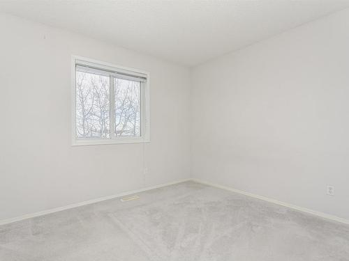 909 Burrows Crescent, Edmonton, AB - Indoor Photo Showing Other Room