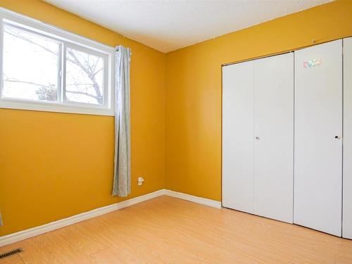 8437 29 Avenue, Edmonton, AB - Indoor Photo Showing Other Room