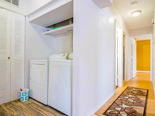 8437 29 Avenue, Edmonton, AB - Indoor Photo Showing Laundry Room