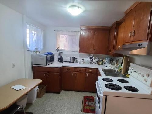 11324 124 Street, Edmonton, AB - Indoor Photo Showing Kitchen