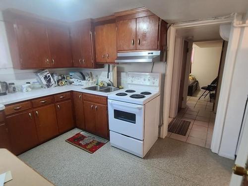 11324 124 Street, Edmonton, AB - Indoor Photo Showing Kitchen With Double Sink