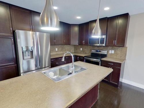 2046 69A Street, Edmonton, AB - Indoor Photo Showing Kitchen With Double Sink With Upgraded Kitchen