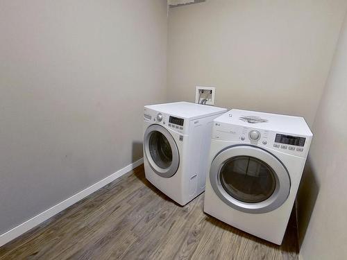 2046 69A Street, Edmonton, AB - Indoor Photo Showing Laundry Room