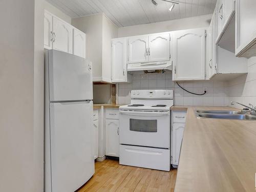 406 Clareview Road, Edmonton, AB - Indoor Photo Showing Kitchen With Double Sink