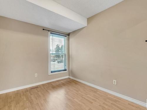 406 Clareview Road, Edmonton, AB - Indoor Photo Showing Other Room