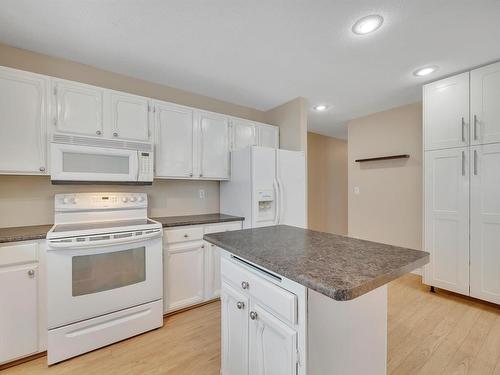 3103 104 Street, Edmonton, AB - Indoor Photo Showing Kitchen