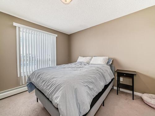 5418 7335 South Terwillegar Drive, Edmonton, AB - Indoor Photo Showing Bedroom