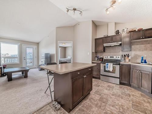 5418 7335 South Terwillegar Drive, Edmonton, AB - Indoor Photo Showing Kitchen