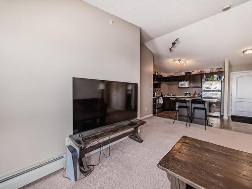 5418 7335 South Terwillegar Drive, Edmonton, AB - Indoor