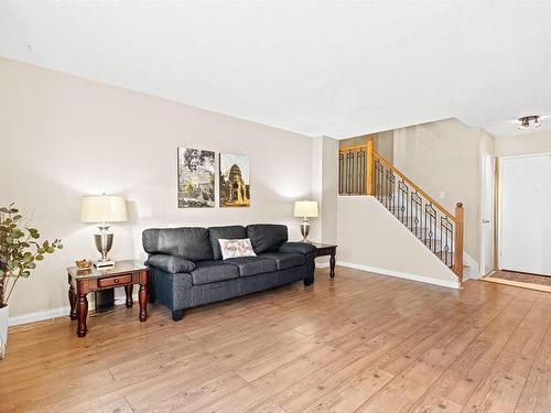 G 16405 89 Avenue, Edmonton, AB - Indoor Photo Showing Living Room