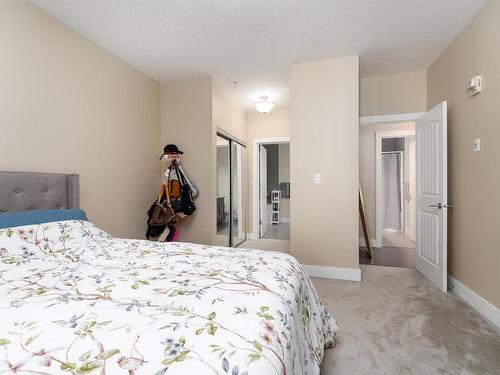 #347 6079 Maynard Way, Edmonton, AB - Indoor Photo Showing Bedroom