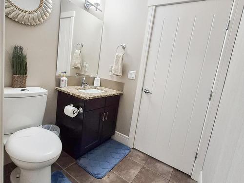 1873 32A Street, Edmonton, AB - Indoor Photo Showing Bathroom