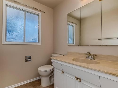 3221 112C Street, Edmonton, AB - Indoor Photo Showing Bathroom