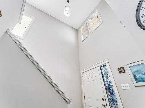 2804 16 Avenue, Edmonton, AB - Indoor Photo Showing Other Room