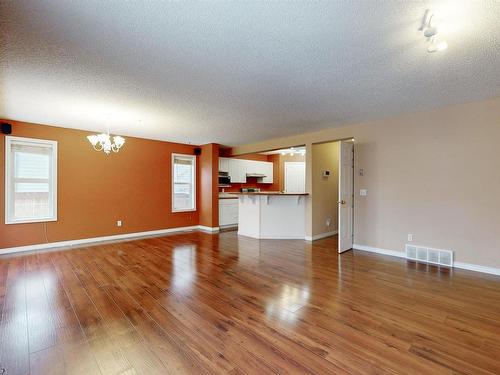 3553 23 St, Edmonton, AB - Indoor