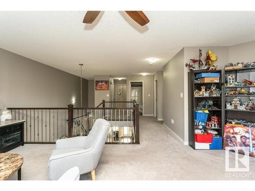 1062 Armitage Crescent, Edmonton, AB - Indoor