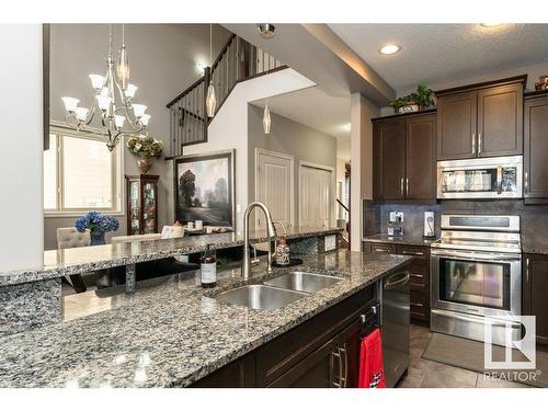 1062 Armitage Crescent, Edmonton, AB - Indoor Photo Showing Kitchen With Double Sink