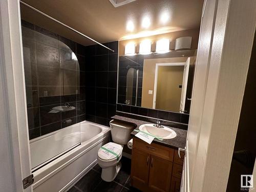 506 9707 106 Street, Edmonton, AB - Indoor Photo Showing Bathroom