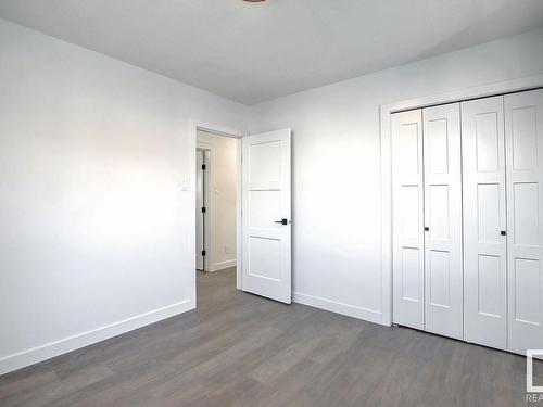 9104 69 Street, Edmonton, AB - Indoor Photo Showing Other Room