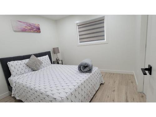 3709 31A Street, Edmonton, AB - Indoor Photo Showing Bedroom