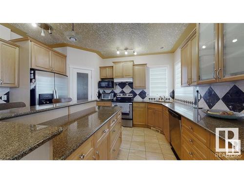 16627 70 Street, Edmonton, AB - Indoor Photo Showing Kitchen With Double Sink