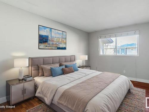 11940 152B Avenue, Edmonton, AB - Indoor Photo Showing Bedroom