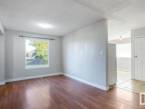 11940 152B Avenue, Edmonton, AB - Indoor Photo Showing Other Room