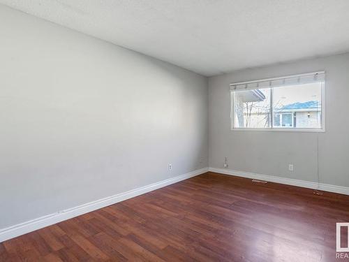 11940 152B Avenue, Edmonton, AB - Indoor Photo Showing Other Room