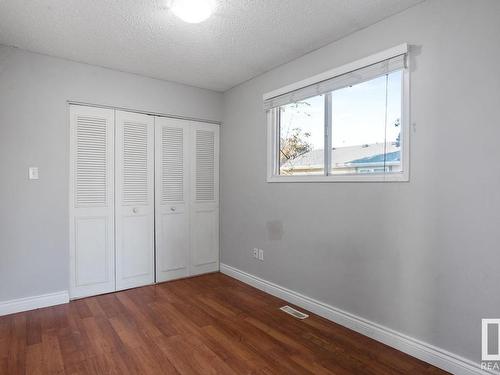 11940 152B Avenue, Edmonton, AB - Indoor Photo Showing Other Room