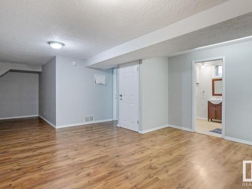 11940 152B Avenue, Edmonton, AB - Indoor Photo Showing Other Room