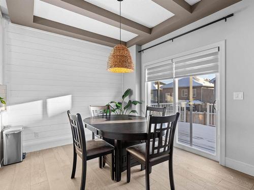 3874 Robins Crescent, Edmonton, AB - Indoor Photo Showing Dining Room