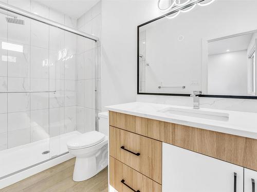 822 Northern Harrier Lane, Edmonton, AB - Indoor Photo Showing Bathroom