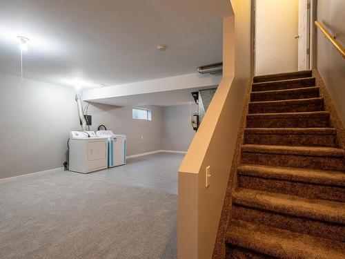 20232 57 Avenue, Edmonton, AB - Indoor Photo Showing Laundry Room