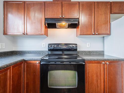 20232 57 Avenue, Edmonton, AB - Indoor Photo Showing Kitchen