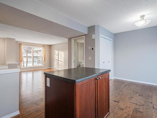 20232 57 Avenue, Edmonton, AB - Indoor Photo Showing Other Room