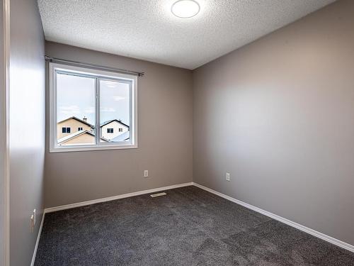 20232 57 Avenue, Edmonton, AB - Indoor Photo Showing Other Room