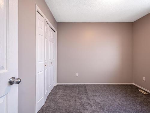 20232 57 Avenue, Edmonton, AB - Indoor Photo Showing Other Room