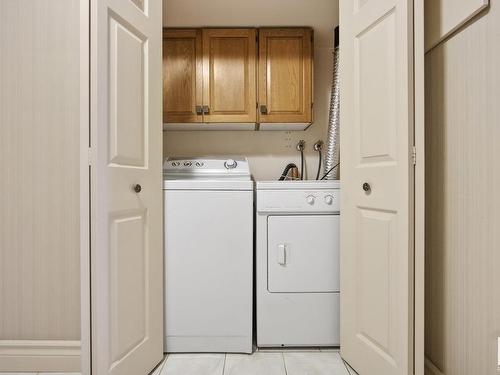 1702 10025 113 Street, Edmonton, AB - Indoor Photo Showing Laundry Room