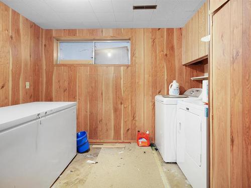 1928 68 Street, Edmonton, AB - Indoor Photo Showing Laundry Room