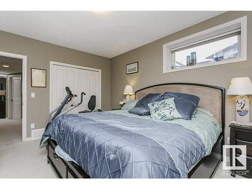 #33 10 Woodcrest, Fort Saskatchewan, AB 