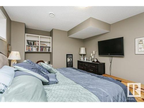 #33 10 Woodcrest, Fort Saskatchewan, AB 