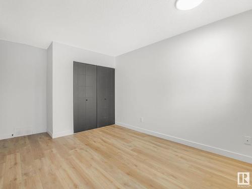 9929 171 Avenue, Edmonton, AB - Indoor Photo Showing Other Room