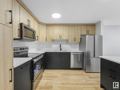 9929 171 Avenue, Edmonton, AB - Indoor Photo Showing Kitchen