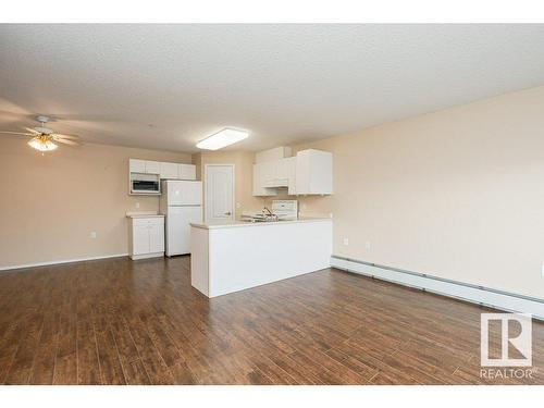 363 13441 127 Street, Edmonton, AB - Indoor Photo Showing Kitchen