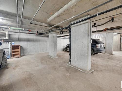 309 9603 98 Avenue, Edmonton, AB - Indoor Photo Showing Garage